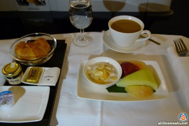 AirlineMeals.net  Airline catering * the world's largest website about